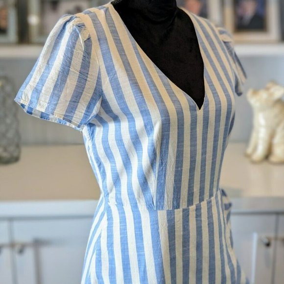 J. CREW Women's Cotton Midi Ruffle V-neck Dress AK915 Size 2 Stripe Blue White - Picture 2 of 4